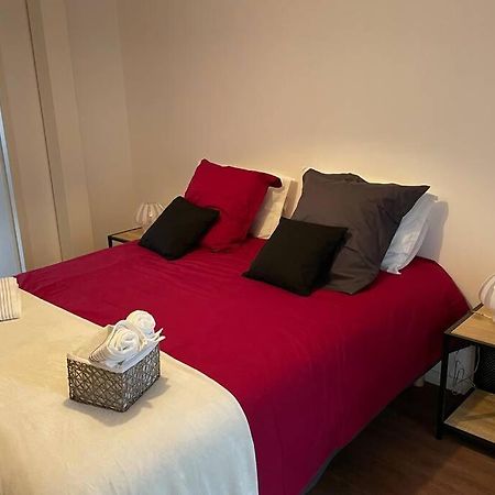 T1 Bis 35 M2 Lit Queen Size Tout Equipe Pau Bagian luar foto